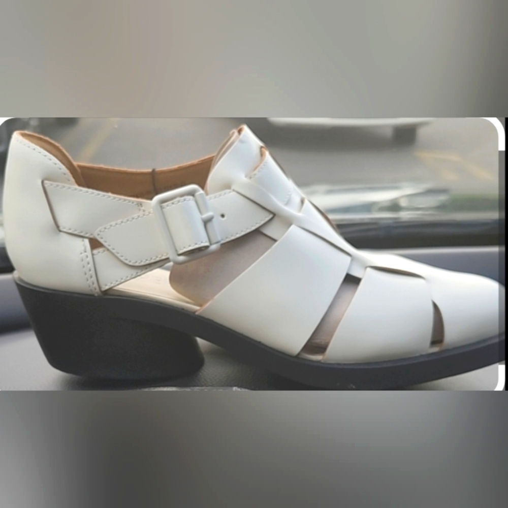 Farfetch Camper Womens Buckle Sz 40